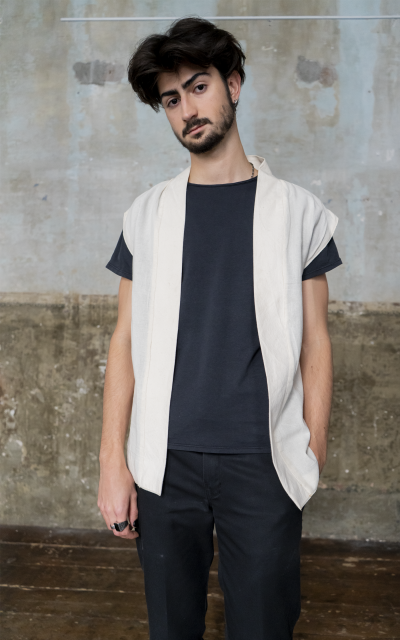 T-SHIRT BLACK