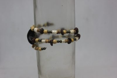 TAGUA PLANA, AÇAÍ, VERTEBRAS, CRISTAL, MADERA Y LATÓN