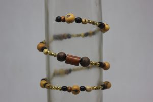 PALMA, AÇAÍ, MADERA Y LATÓN