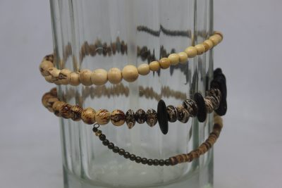 AÇAÍ, GUAMÁ, FRIJOL, MADERA Y LATÓN